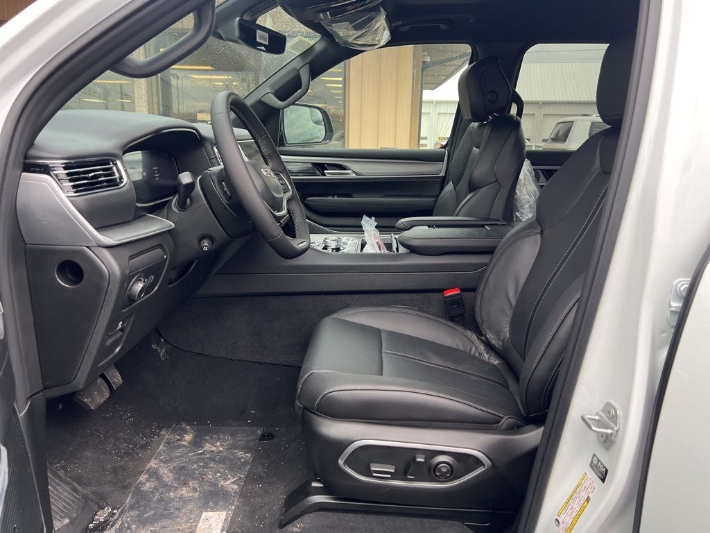 2026 Jeep Grand Wagoneer 4x4