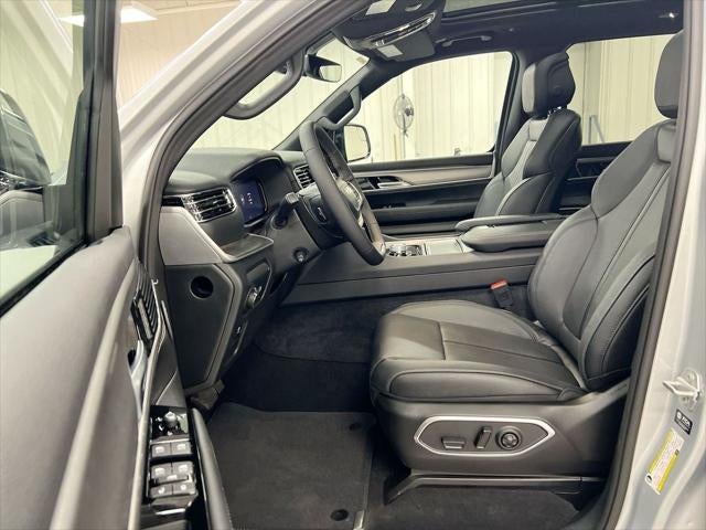 2026 Jeep Grand Wagoneer Limited Altitude