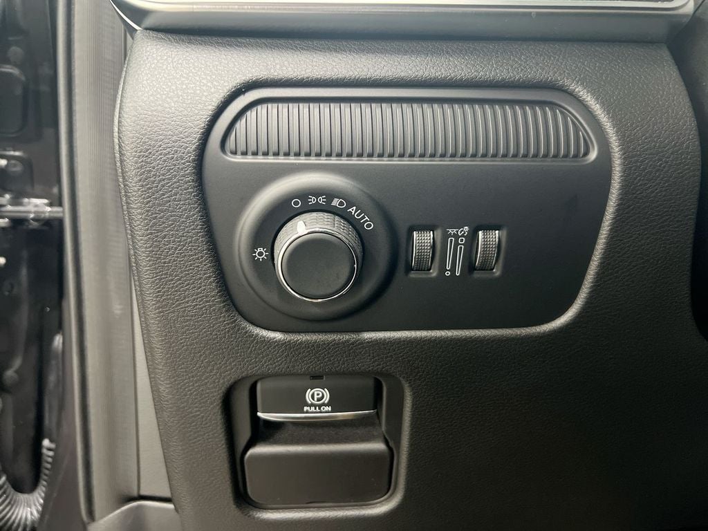 2026 Jeep Grand Wagoneer Summit Obsidian