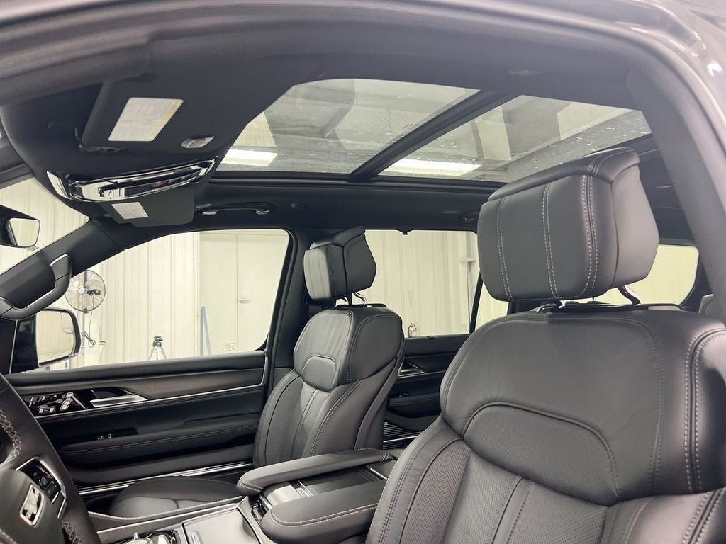 2026 Jeep Grand Wagoneer Summit Obsidian