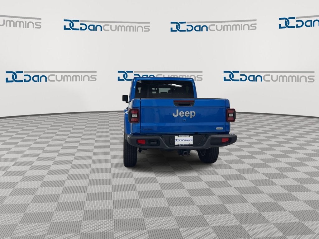 2022 Jeep Gladiator Overland