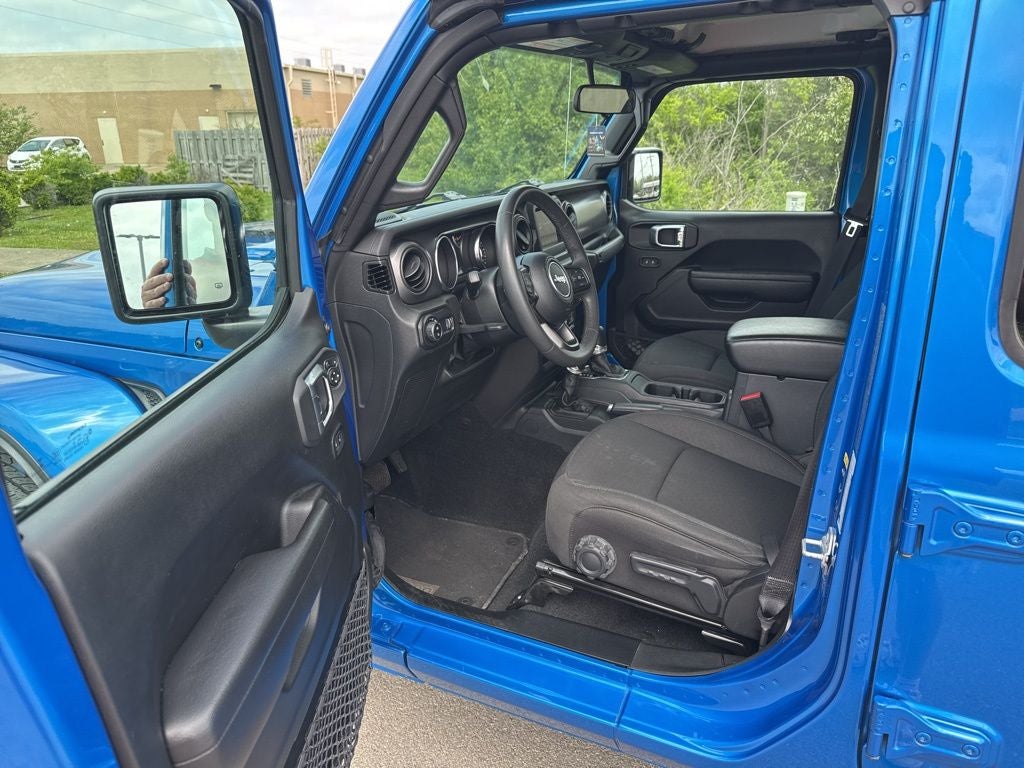 2023 Jeep Gladiator Sport S