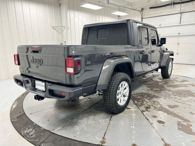 2023 Jeep Gladiator Sport