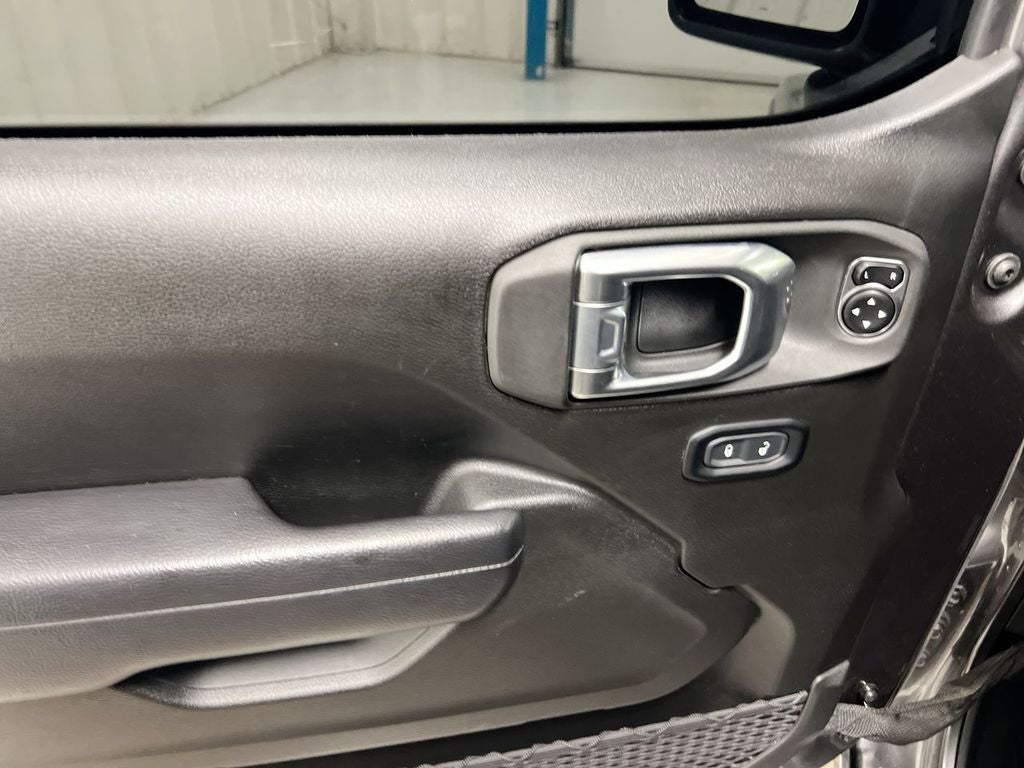 2023 Jeep Gladiator Sport