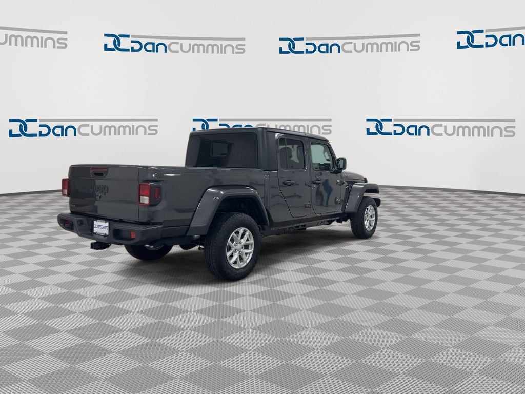 2023 Jeep Gladiator Sport