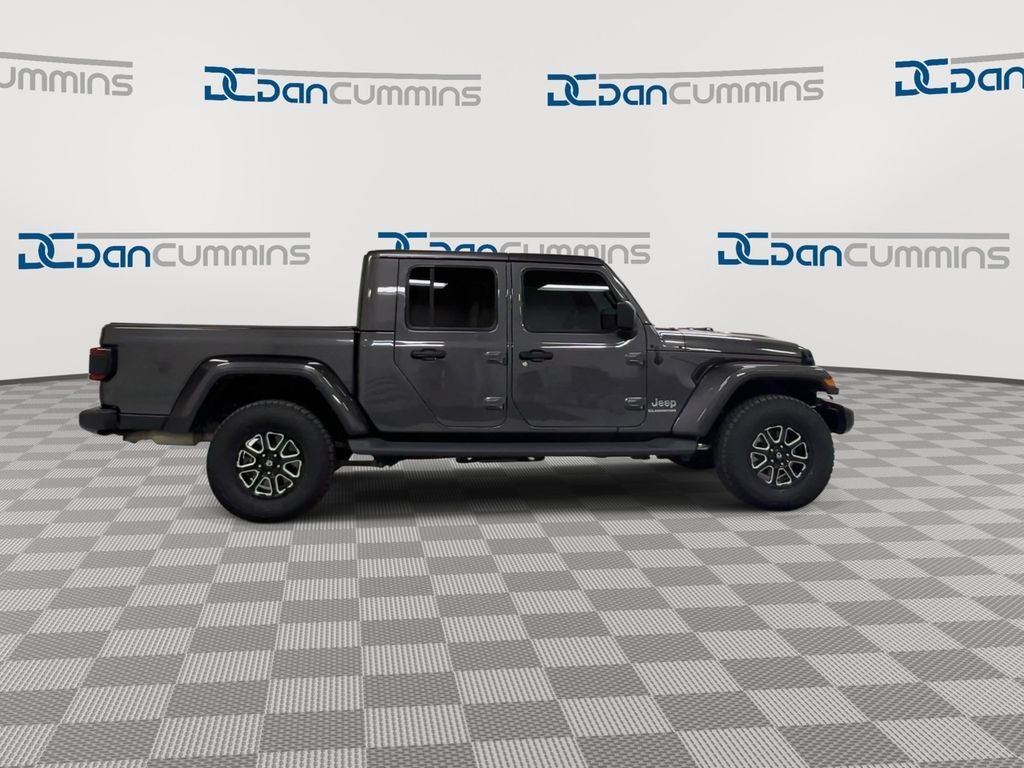 2022 Jeep Gladiator Overland