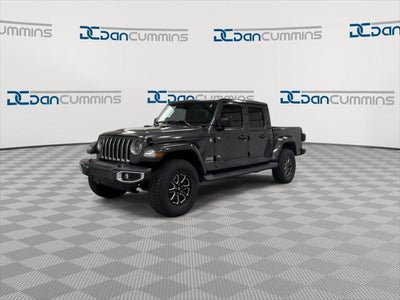 2022 Jeep Gladiator Overland