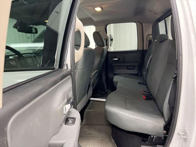 2016 RAM 1500 SLT