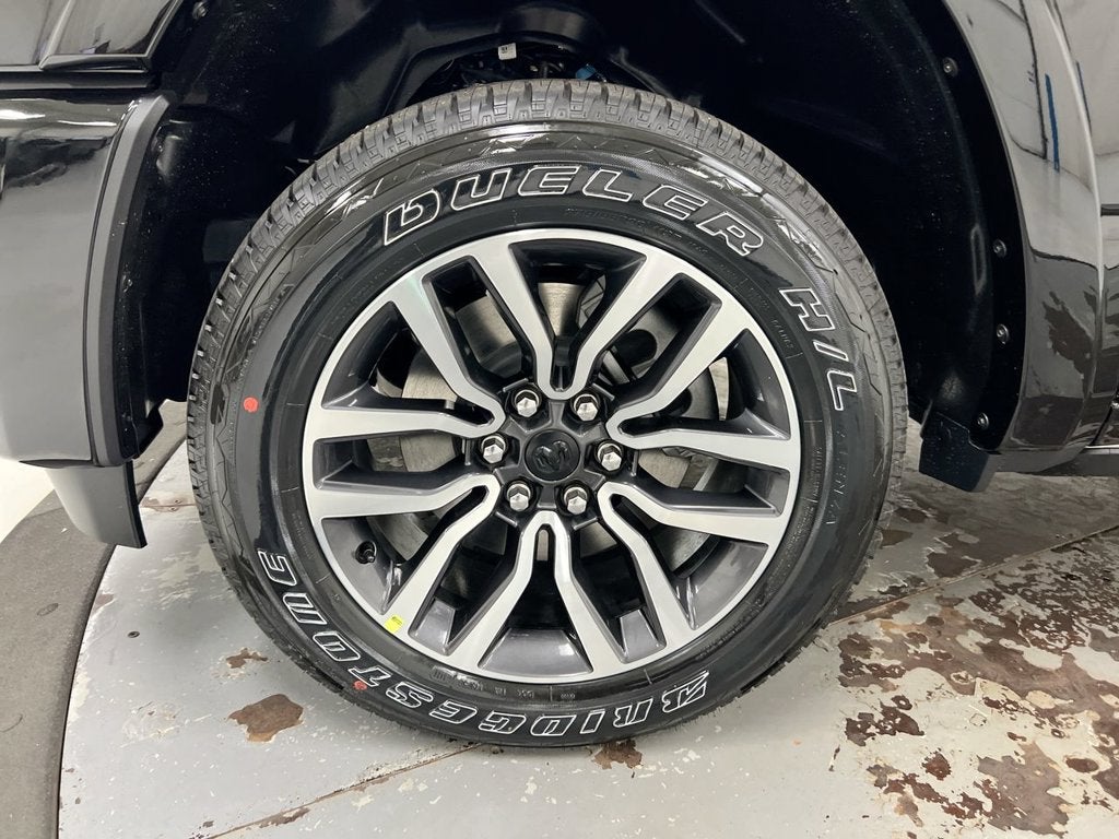 2027 RAM 1500 Limited