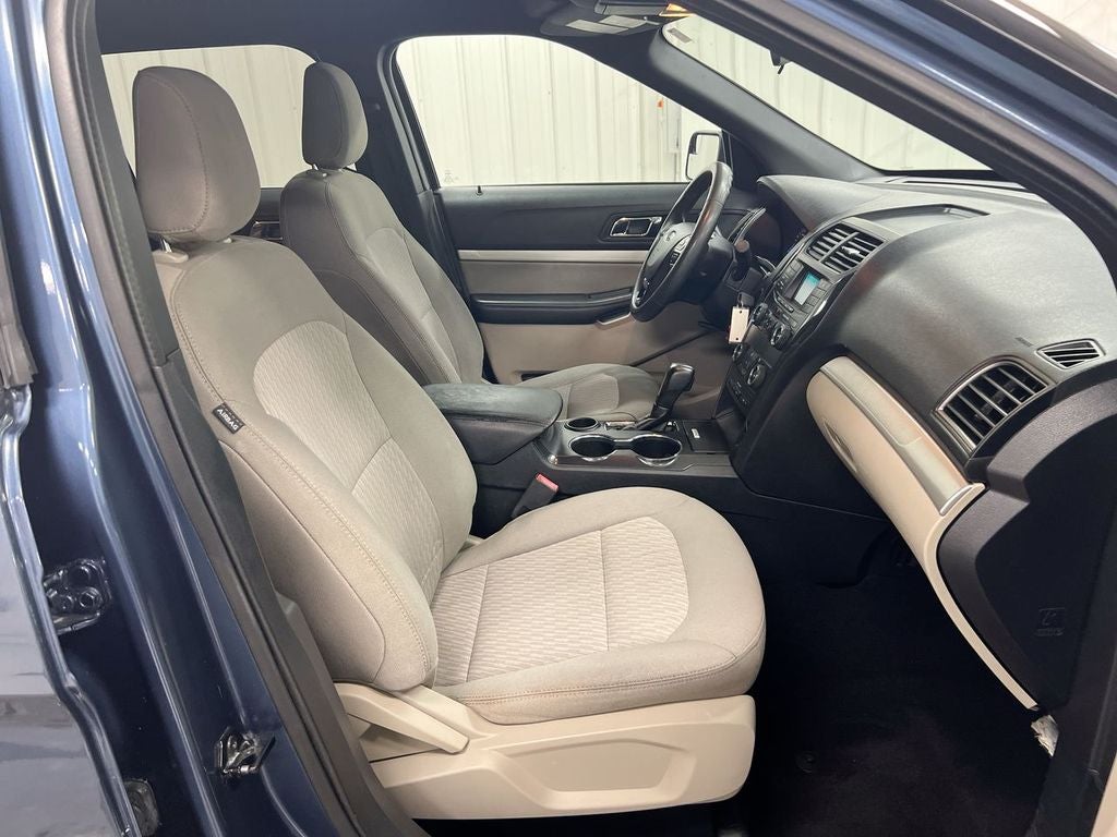 2019 Ford Explorer Base