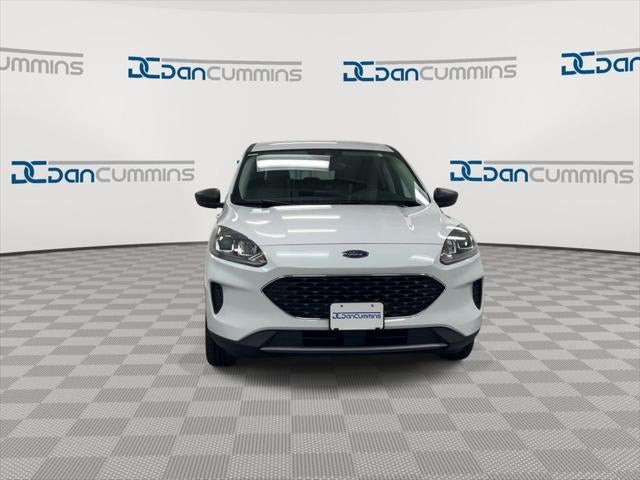 2022 Ford Escape Hybrid SE