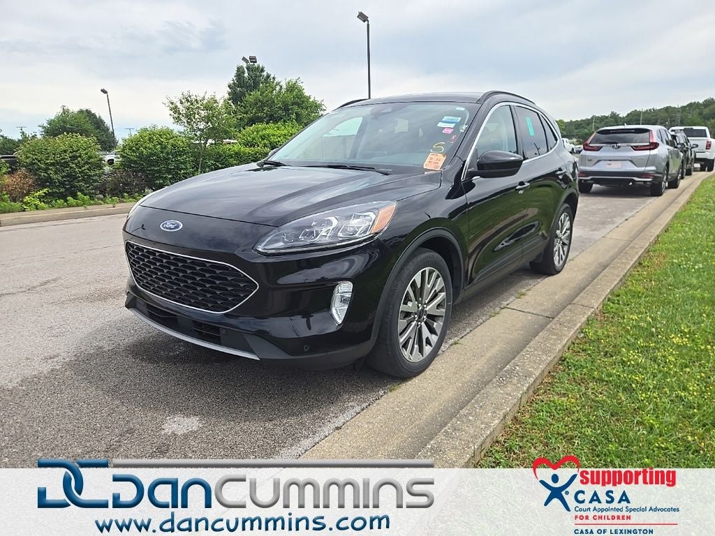 2022 Ford Escape Titanium