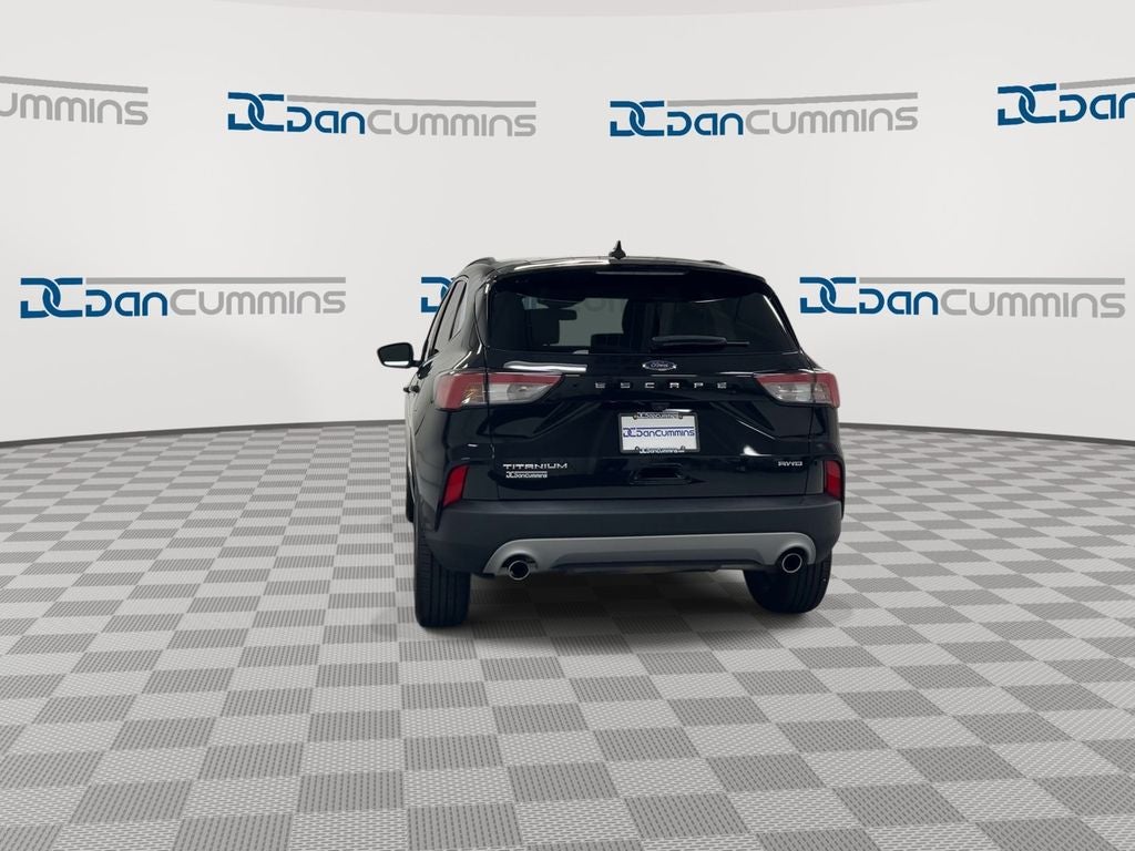 2022 Ford Escape Titanium