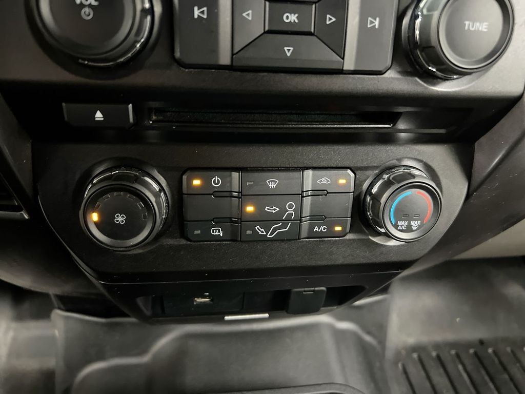 2017 Ford F-250SD XLT