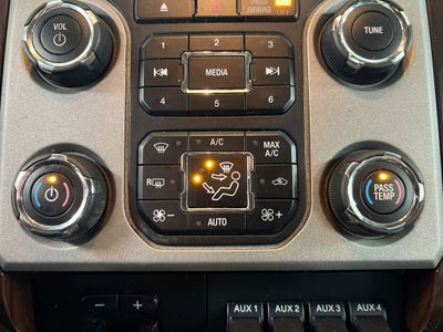 2014 Ford F-250SD Lariat