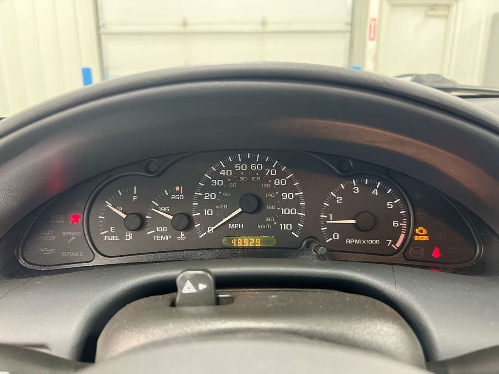 2004 Chevrolet Cavalier Base
