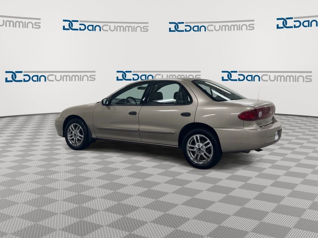 2004 Chevrolet Cavalier Base