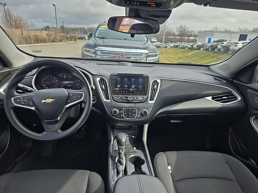 2025 Chevrolet Malibu LT