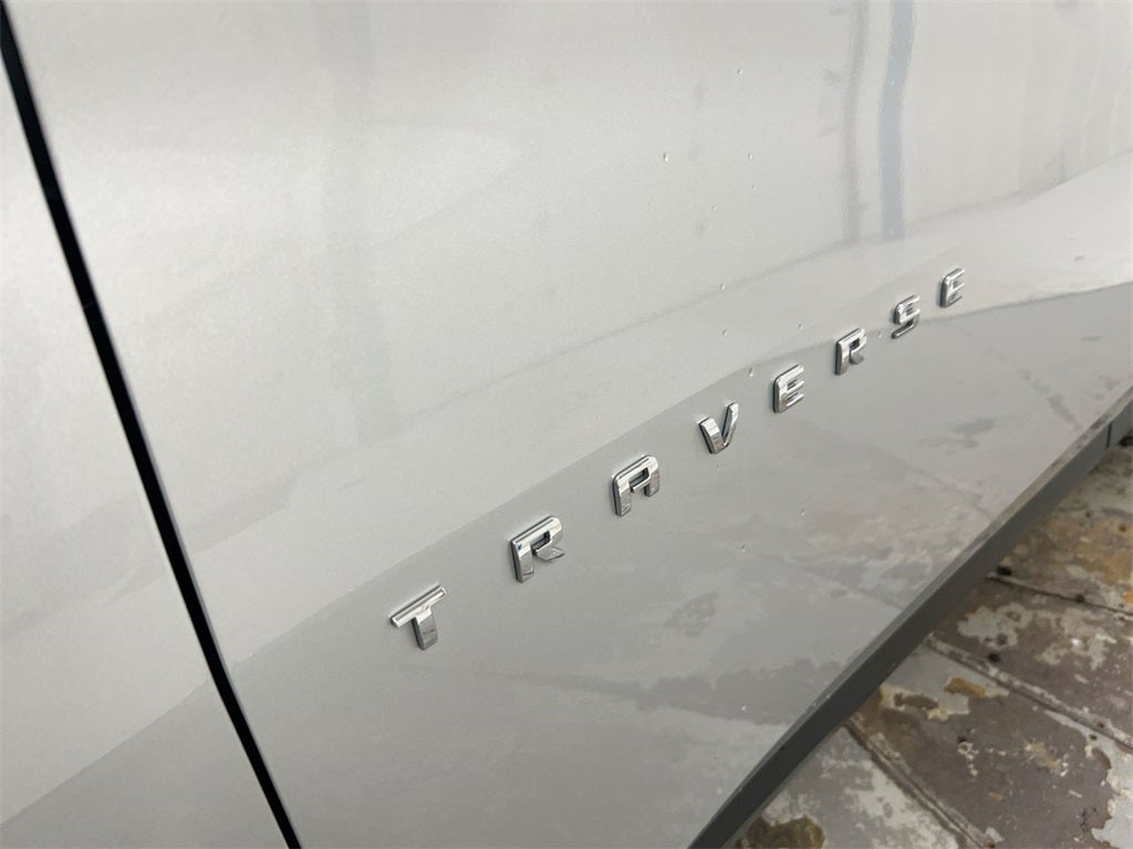 2021 Chevrolet Traverse LT