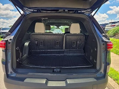 2023 Chevrolet Traverse LT