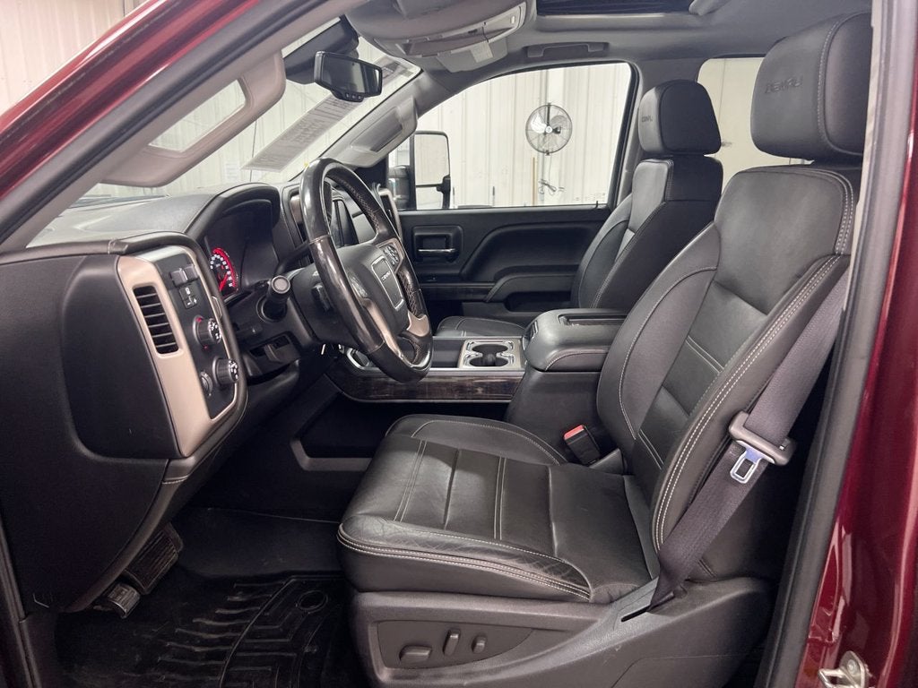 2016 GMC Sierra 2500HD Denali