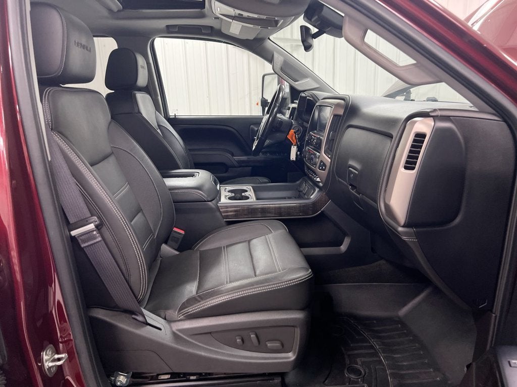 2016 GMC Sierra 2500HD Denali