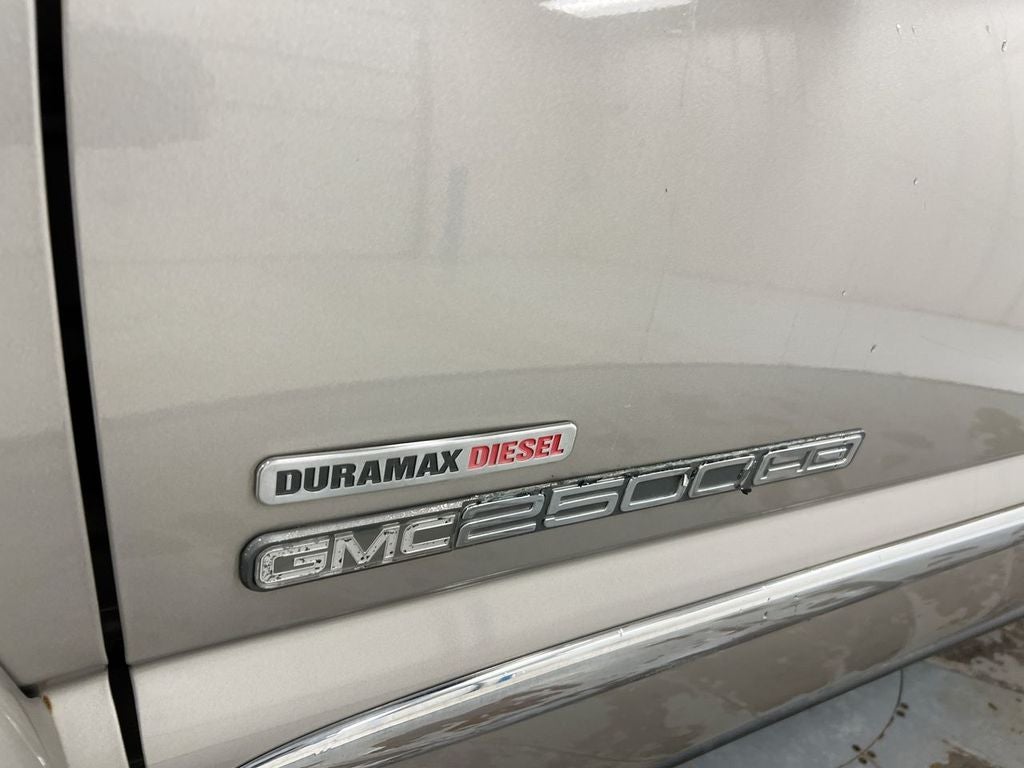 2003 GMC Sierra 2500HD SLT