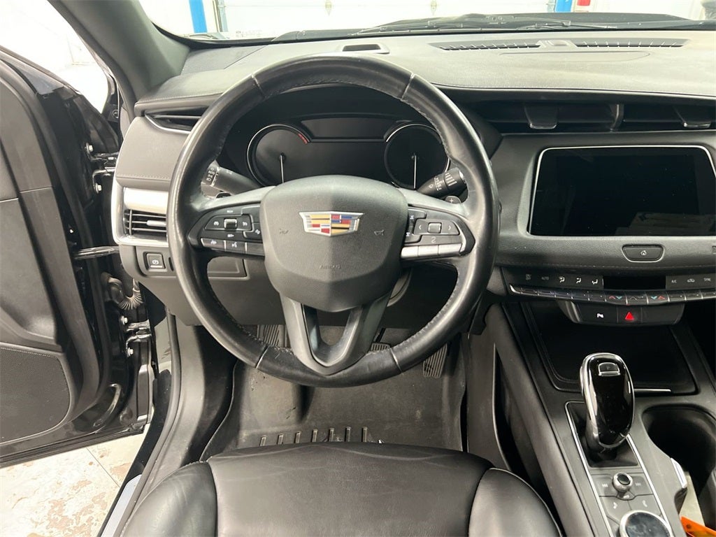 2020 Cadillac XT4 Premium Luxury