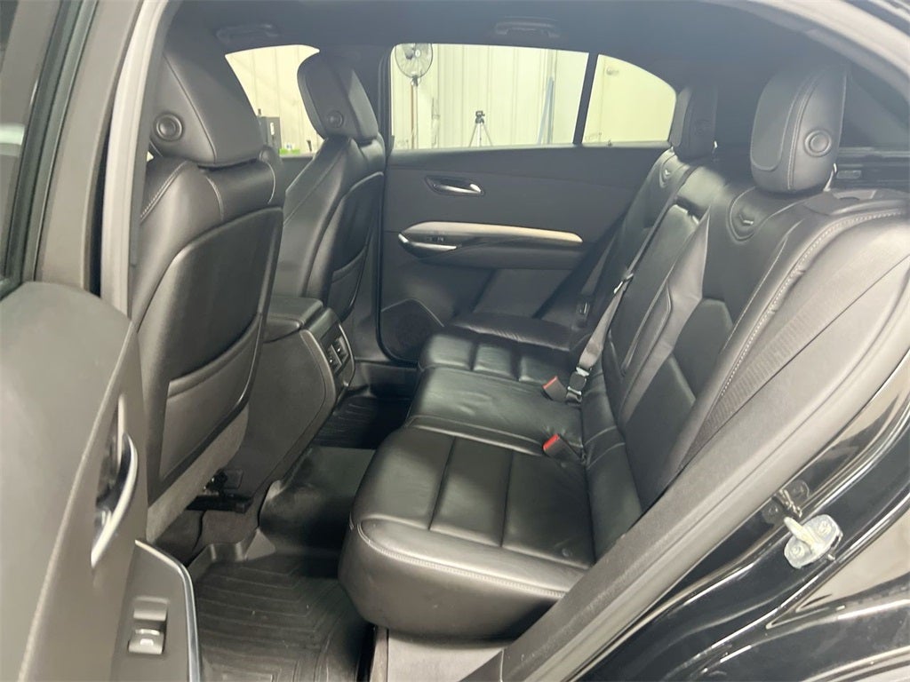 2020 Cadillac XT4 Premium Luxury