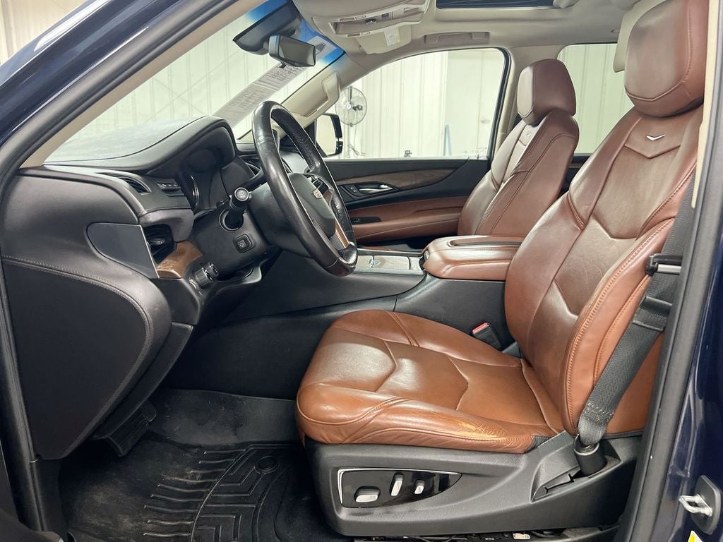 2018 Cadillac Escalade ESV Premium