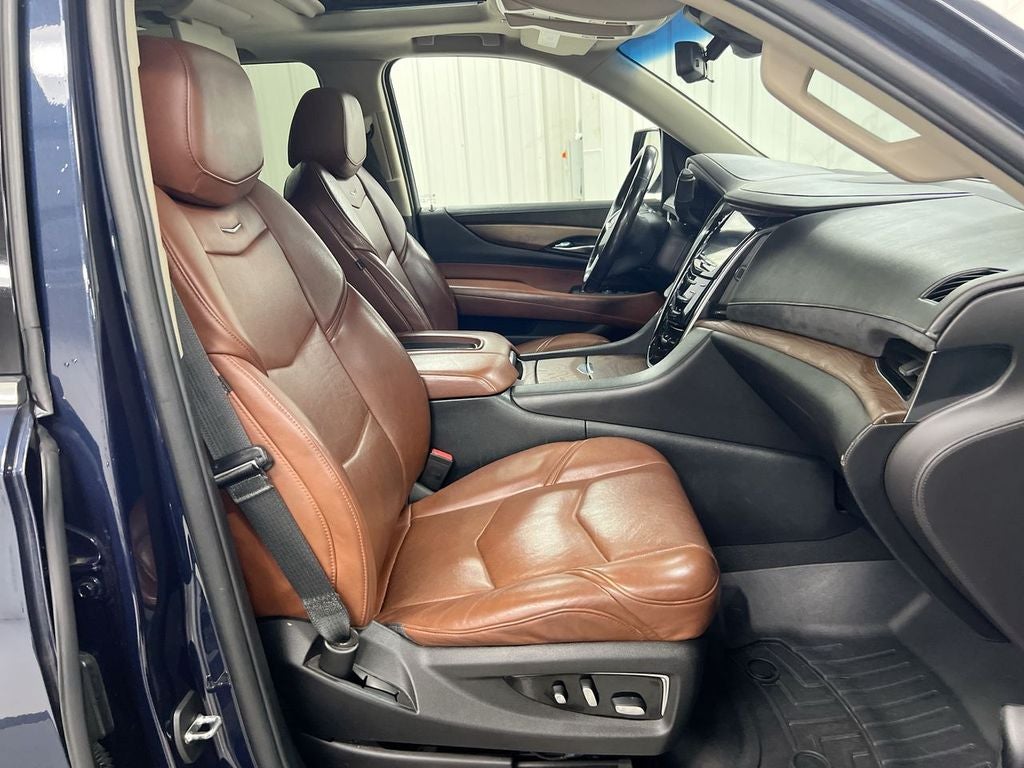 2018 Cadillac Escalade ESV Premium