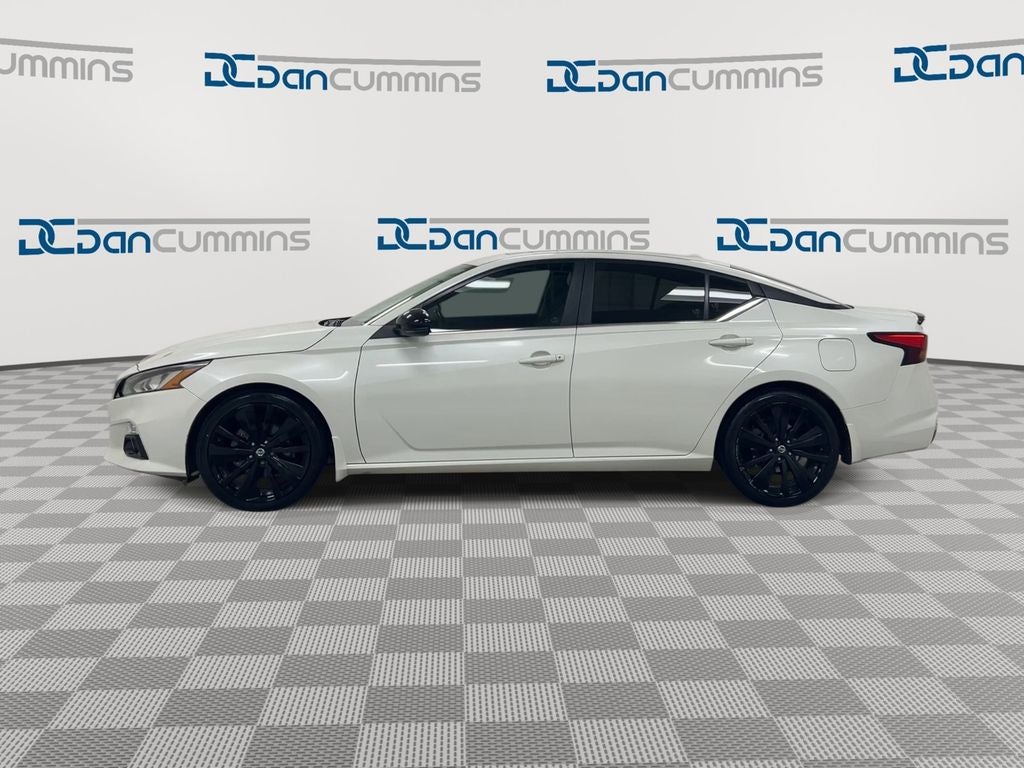 2022 Nissan Altima 2.5 SR