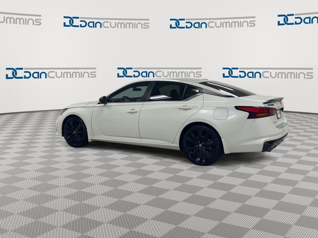 2022 Nissan Altima 2.5 SR