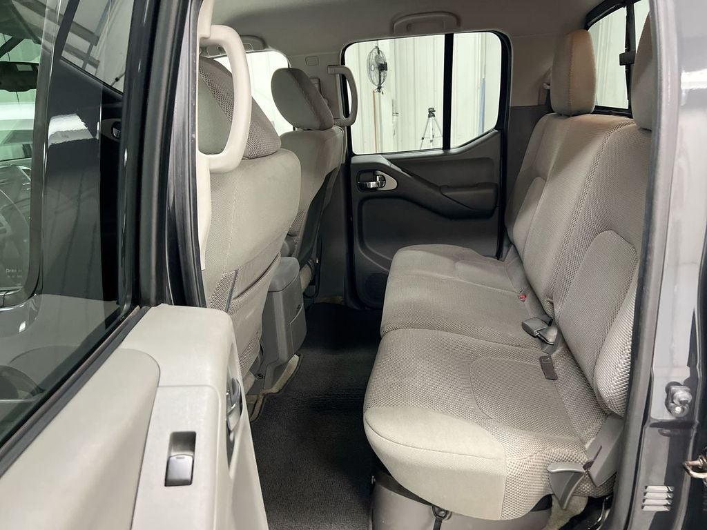 2014 Nissan Frontier SV