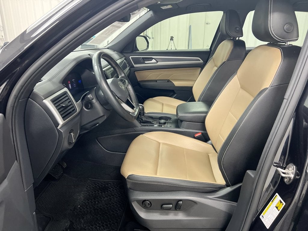 2023 Volkswagen Atlas Cross Sport 2.0T SE