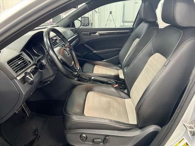 2018 Volkswagen Passat 3.6L V6 GT