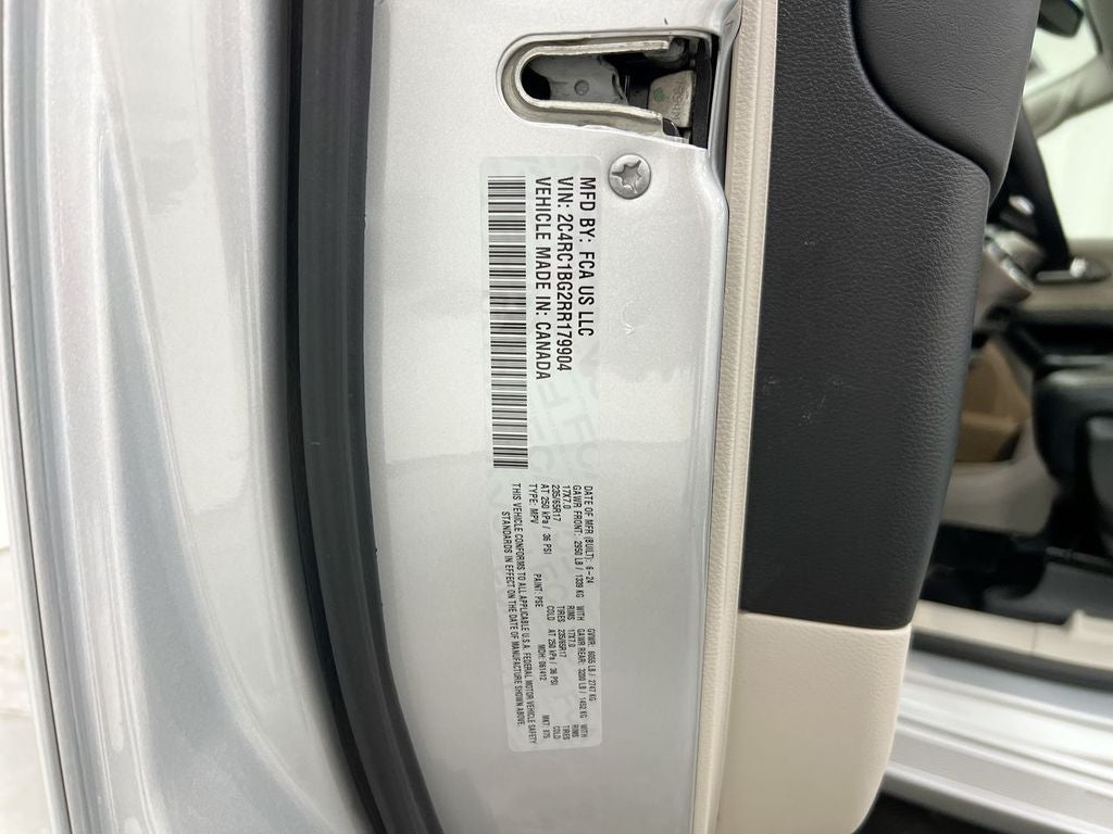 2024 Chrysler Pacifica Touring L