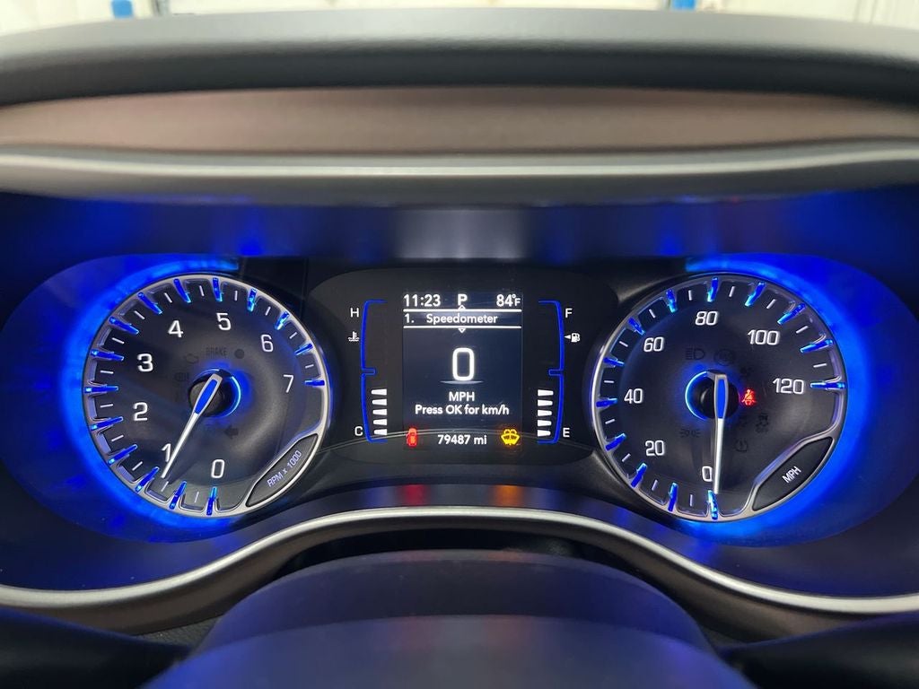 2023 Chrysler Voyager LX