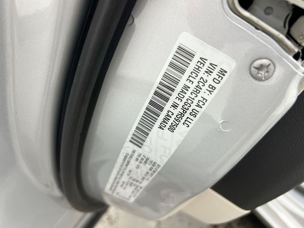 2023 Chrysler Voyager LX