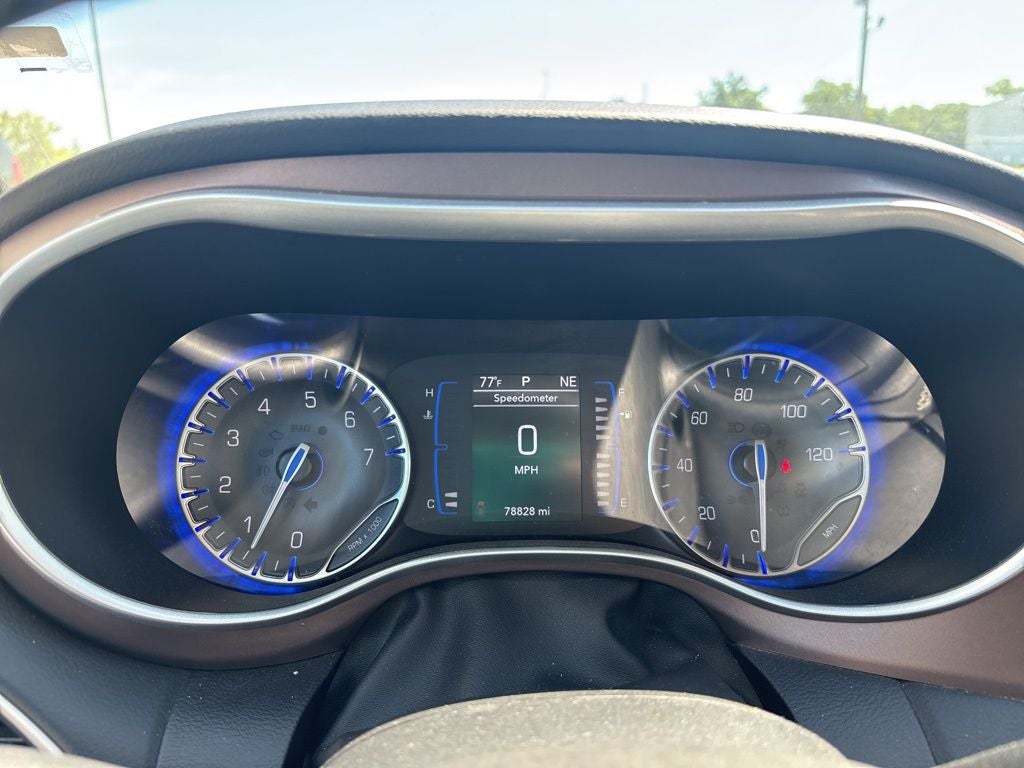 2023 Chrysler Voyager LX