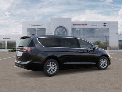 2025 Chrysler Voyager LX