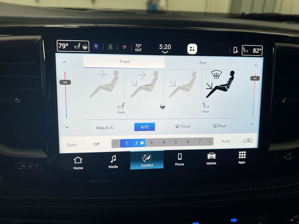 2027 Chrysler Pacifica Select