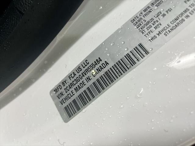 2027 Chrysler Pacifica Limited