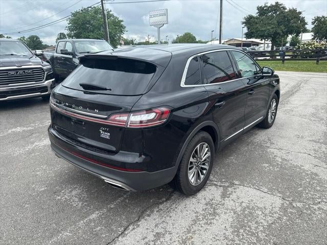 2019 Lincoln Nautilus Select