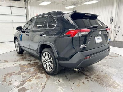 2019 Toyota RAV4 XLE Premium