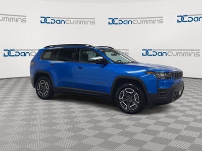 2026 Jeep Cherokee Laredo