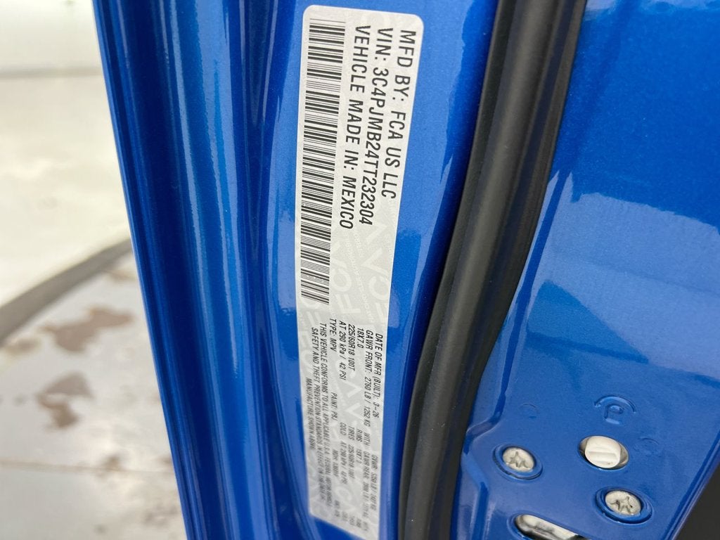 2026 Jeep Cherokee Laredo
