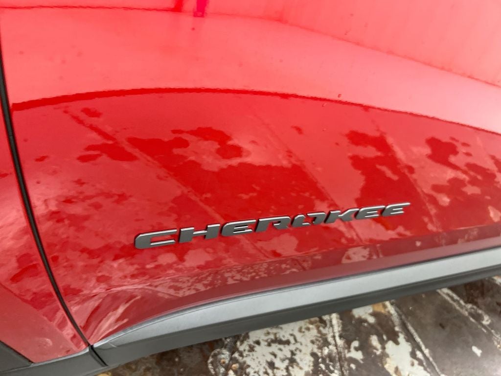 2026 Jeep Cherokee Laredo
