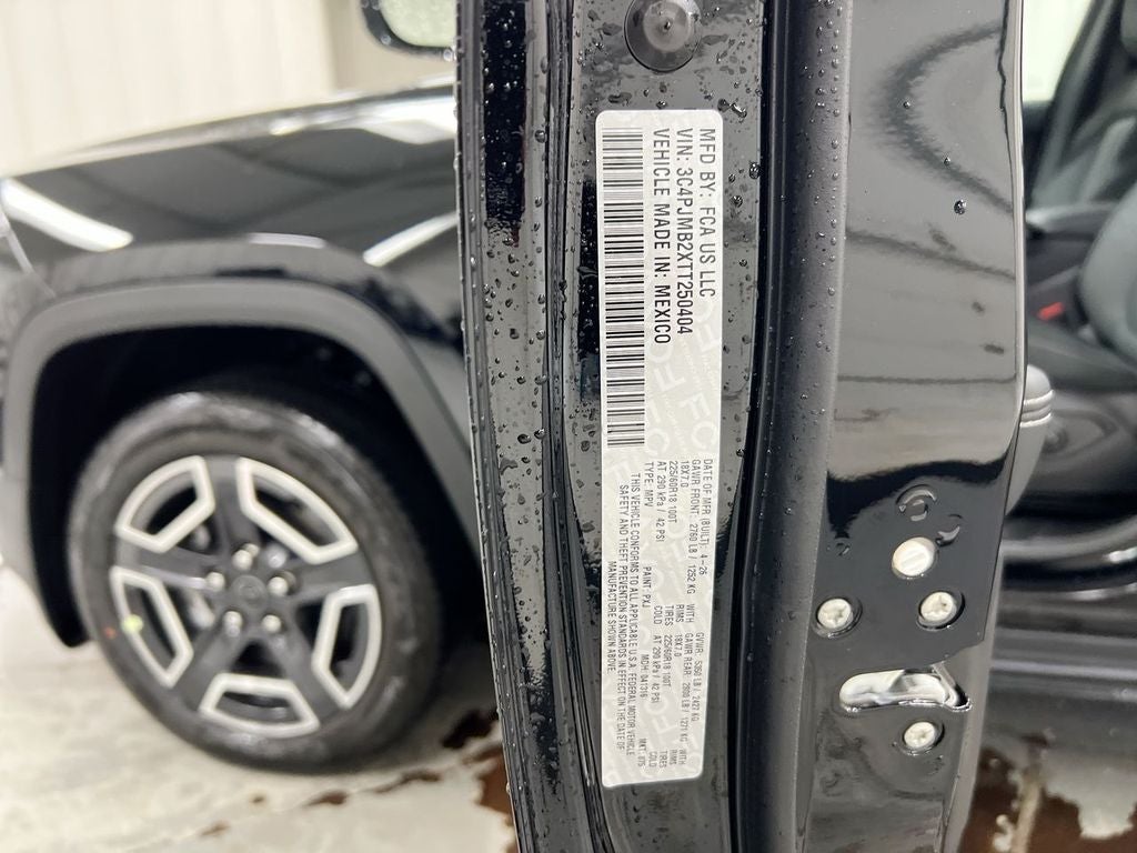 2026 Jeep Cherokee Laredo