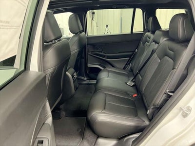 2026 Jeep Cherokee Overland